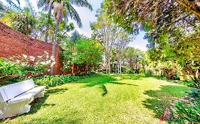 Amper Bo Guest House